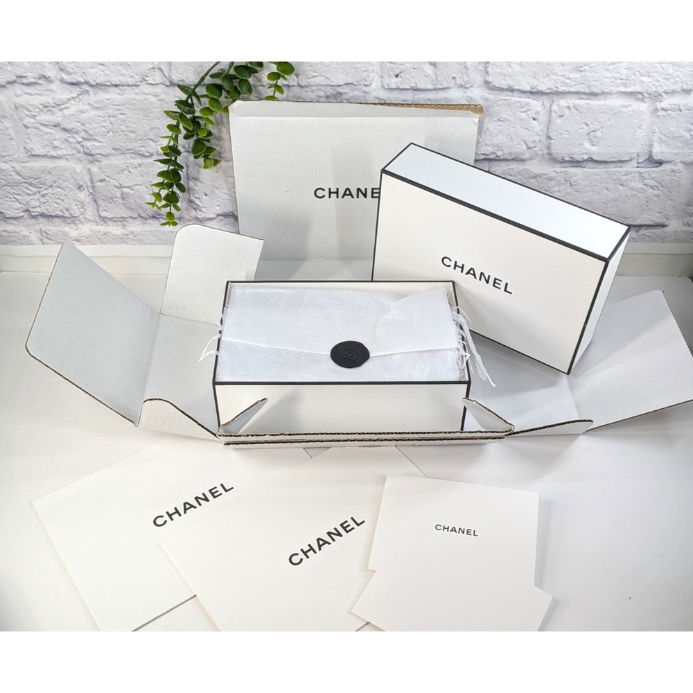 🖤Chanel Empty Gift Box White & Black‎ Luxury Designer Packaging Note Cards Seal